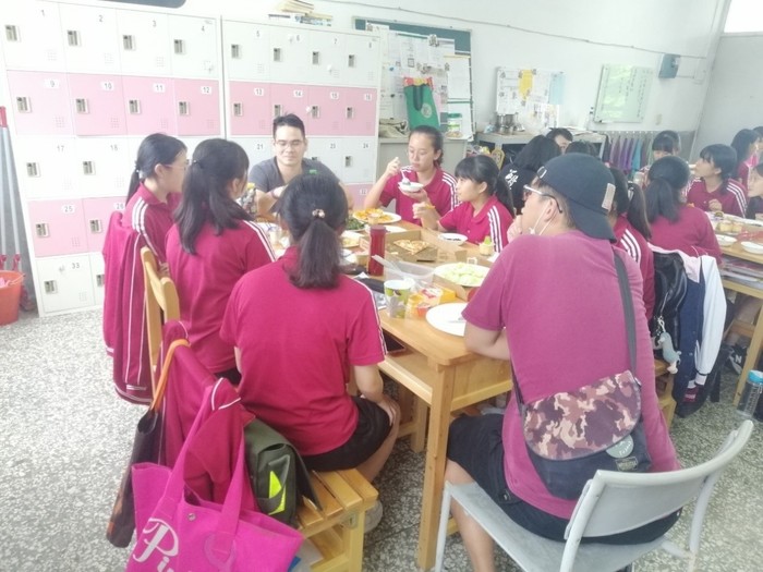 國際學院外籍生與台中二中學生交流